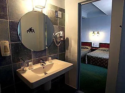 Hotel-restaurant 